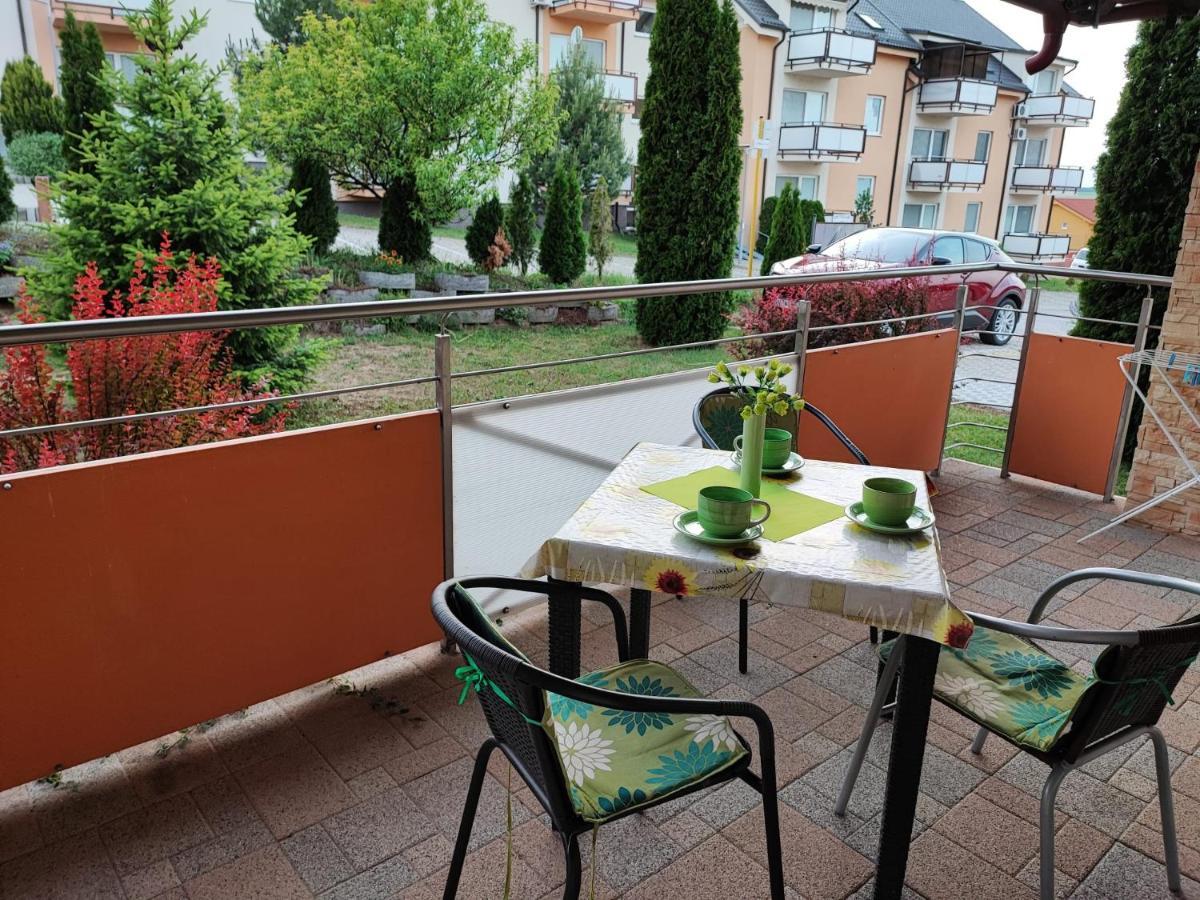 Slnecne Apartmany Podhájska Buitenkant foto